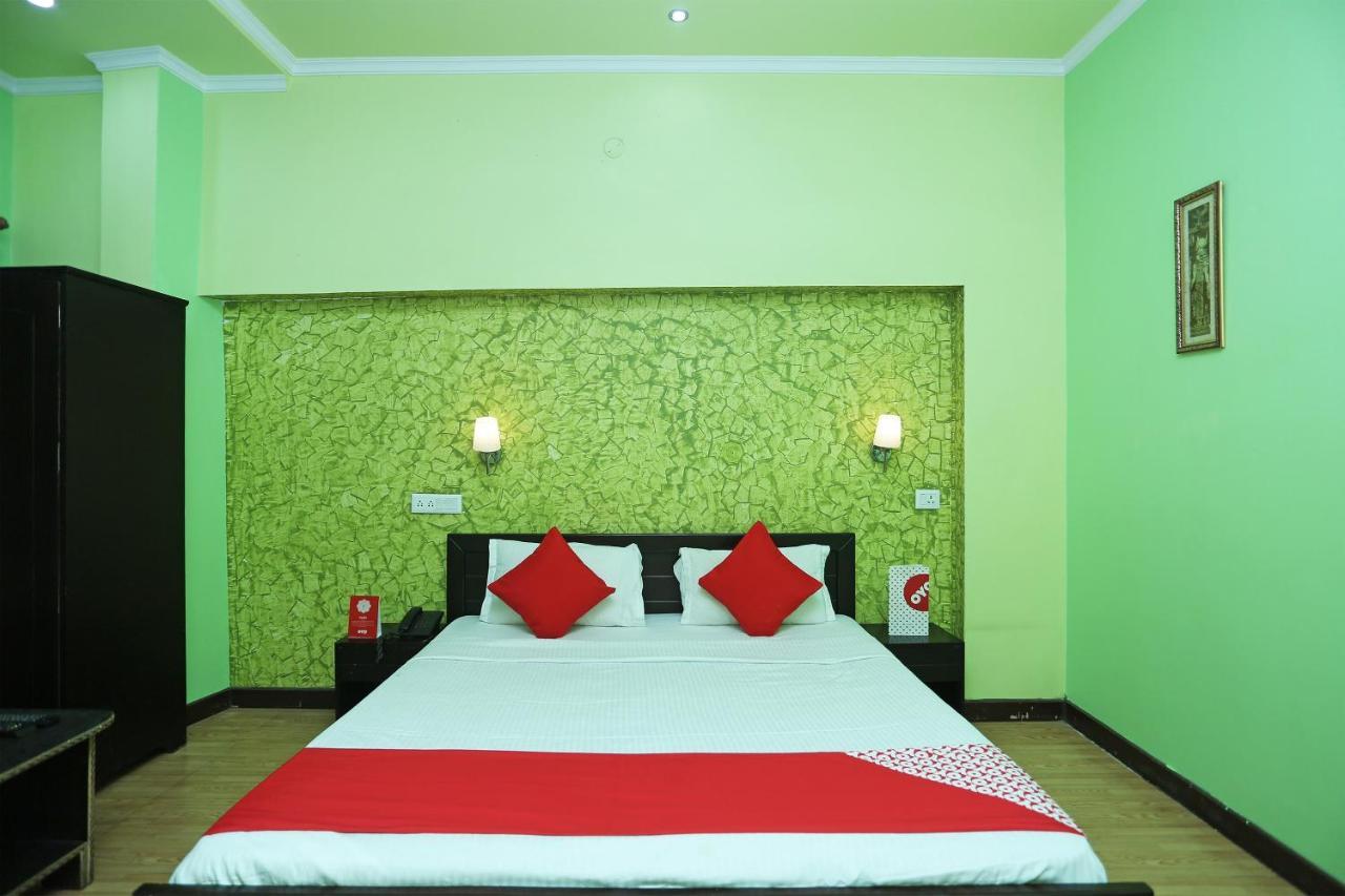 Hotel Sunita Almora Zewnętrze zdjęcie