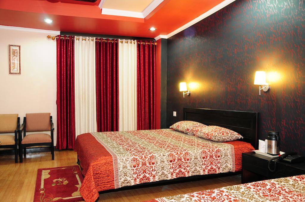 Hotel Sunita Almora Pokój zdjęcie